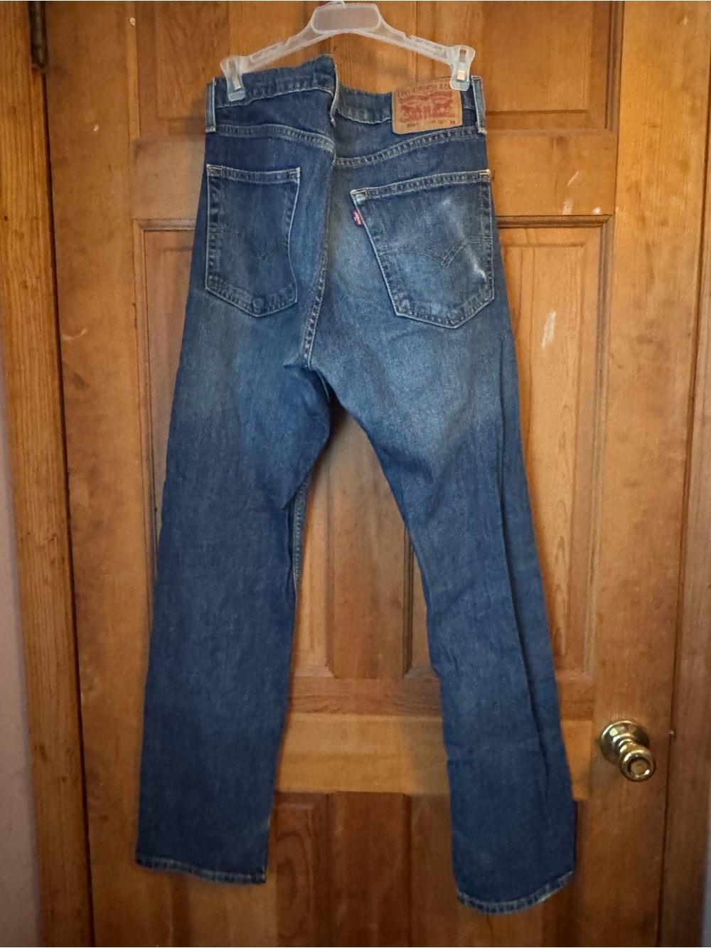 PERFECTLY WORN Levi 505s 30x32
- Classic Straight Fit - Picture 2 of 7